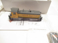 HO TRAINS BROADWAY LIMITED EMD UNION PACIFIC SW-7 DIESEL W/SOUND BOXED -S31O