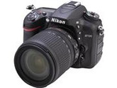 Nikon D7100 (1515) Black Digital SLR Camera with 18-105mm VR Lens