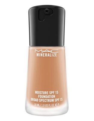 M.A.C Mineralize Moisture Foundation - NW25