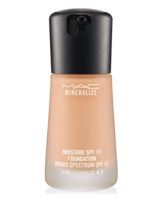 M.A.C Mineralize Moisture Foundation - NW15