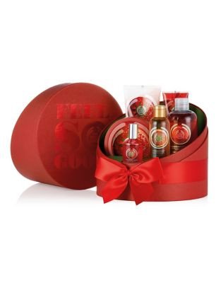 The Body Shop Deluxe Strawberry Gift Set