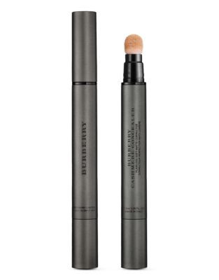 Burberry Flawless Soft-Matte Cashmere Concealer in Ivory - 04 HONEY