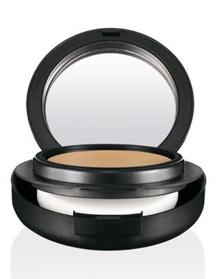 M.A.C Mineralize Foundation SPF 15 - NC42