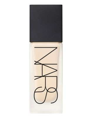 Nars All Day Luminous Weightless Foundation - DEAUVILLE