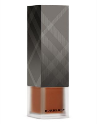 Burberry Flawless Soft-Matte Cashmere Foundation in Dark Sable - 66 DEEP BROWN