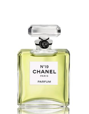 Chanel N°19 Parfum Bottle - 7.5 ML