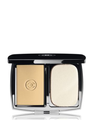 Chanel MAT LUMIÈRE Luminous Matte Powder Makeup SPF 10 - ECLAT 125 - 13 G
