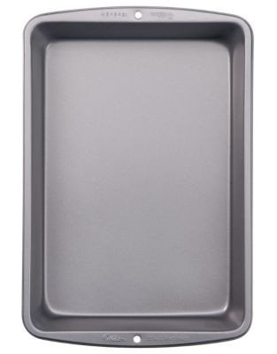 Wilton 13-Inch Non-Stick Oblong Cake Pan - SILVER - 13X10