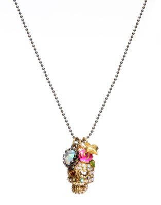 Betsey Johnson Skull Pendant Necklace - GOLD