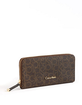Calvin Klein Wallet Saffiano Large Zip Around - Brown