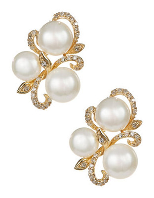 Fine Jewellery 10K Yellow Gold Pearl and Diamond Earrings - Pearl