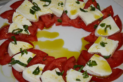 mozzarella-tomatoes.png