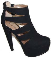 Qupid Savage-06 Cut Out Round Toe Platform Bootie