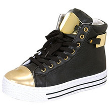 Qupid Maniac-15 Metallic Toe Cap Lace Up Flatform Sneaker