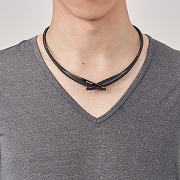 metax-necklace-cross-7-370x370.jpg