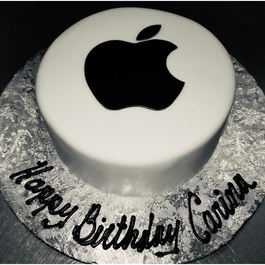 Apple Cake | Apple shaped cake, covered in fondant with wigg… | Flickr