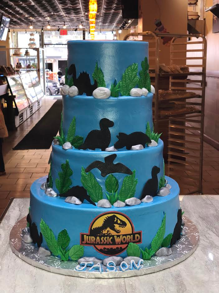 BAKER'S BIRTHDAY - Decorated Cake by MUSHQWORLD - CakesDecor