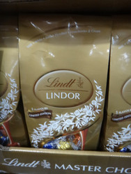 Lindt Lindor Assorted Gold Bag 608G | Fairdinks