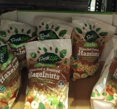 Fresh Life Organic Hazelnuts 1KG | Fairdinks