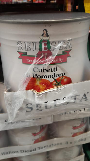 Selesta Italian Diced Tomatoes 3x2.5KG | Fairdinks