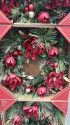 Pre Lit Magnolia Wreath With Berries 30"/76CM | Fairdinks