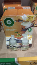 Airwick Sweet Vanilla & Shea Butter 2 Plug Ins + 2 x 4 Refills | Fairdinks