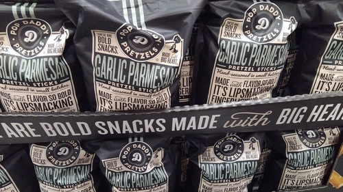Pop Daddy Pretzels Garlic & Parmesan 794G | Fairdinks