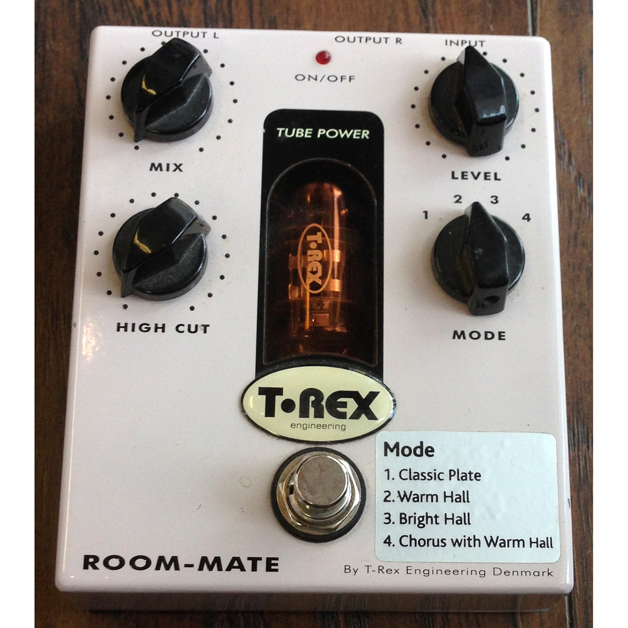 T-REX ROOM-MATE - TUBE DRIVEN REVERB - Boston Guitar