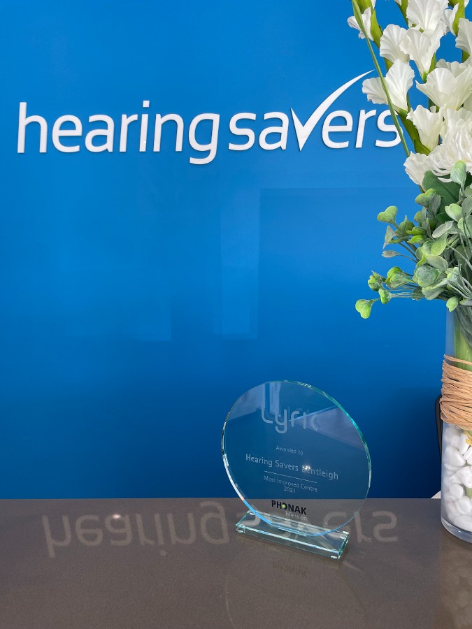 Phonak Lyric Award to HEARING SAVERS 2022