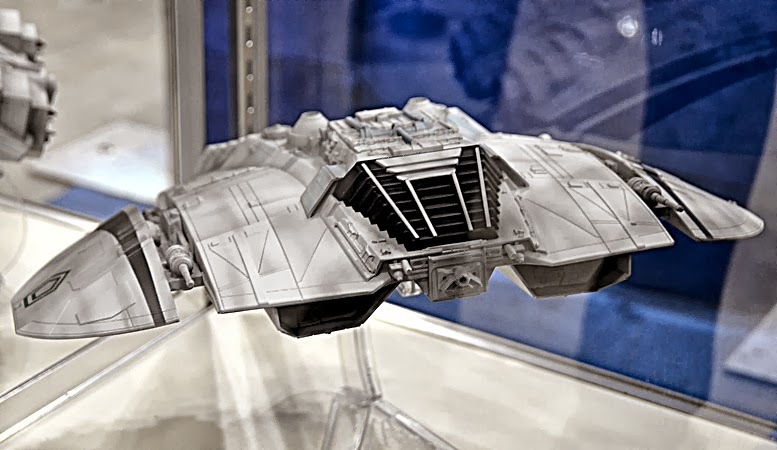 original-1978-bsg-cylon-raider-model-kit.jpg