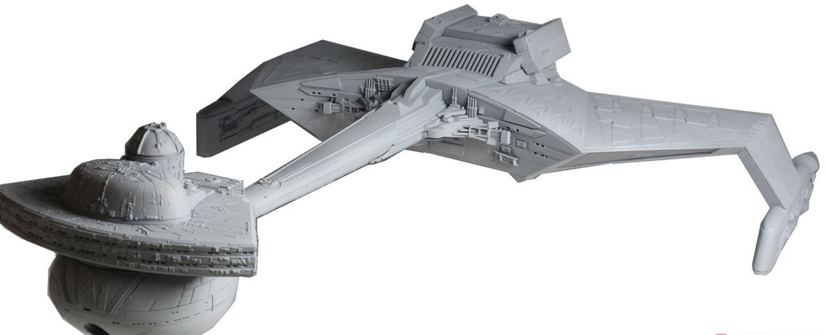 Star Trek Klingon K't'inga 1:350 Scale Model Kit