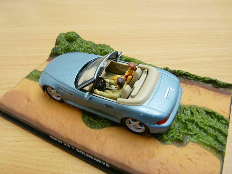 1:43 BMW Z3 From James Bond by Ex Mag in Blue DY009 