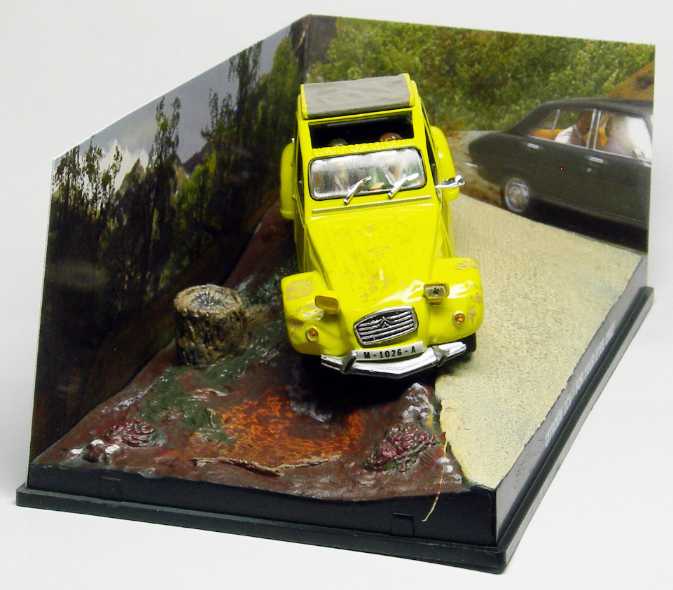 ２CV JAMES BOND　007仕様　箱あり シトロエン 2CV `007 ユア アイズ オンリー` (プラモデル