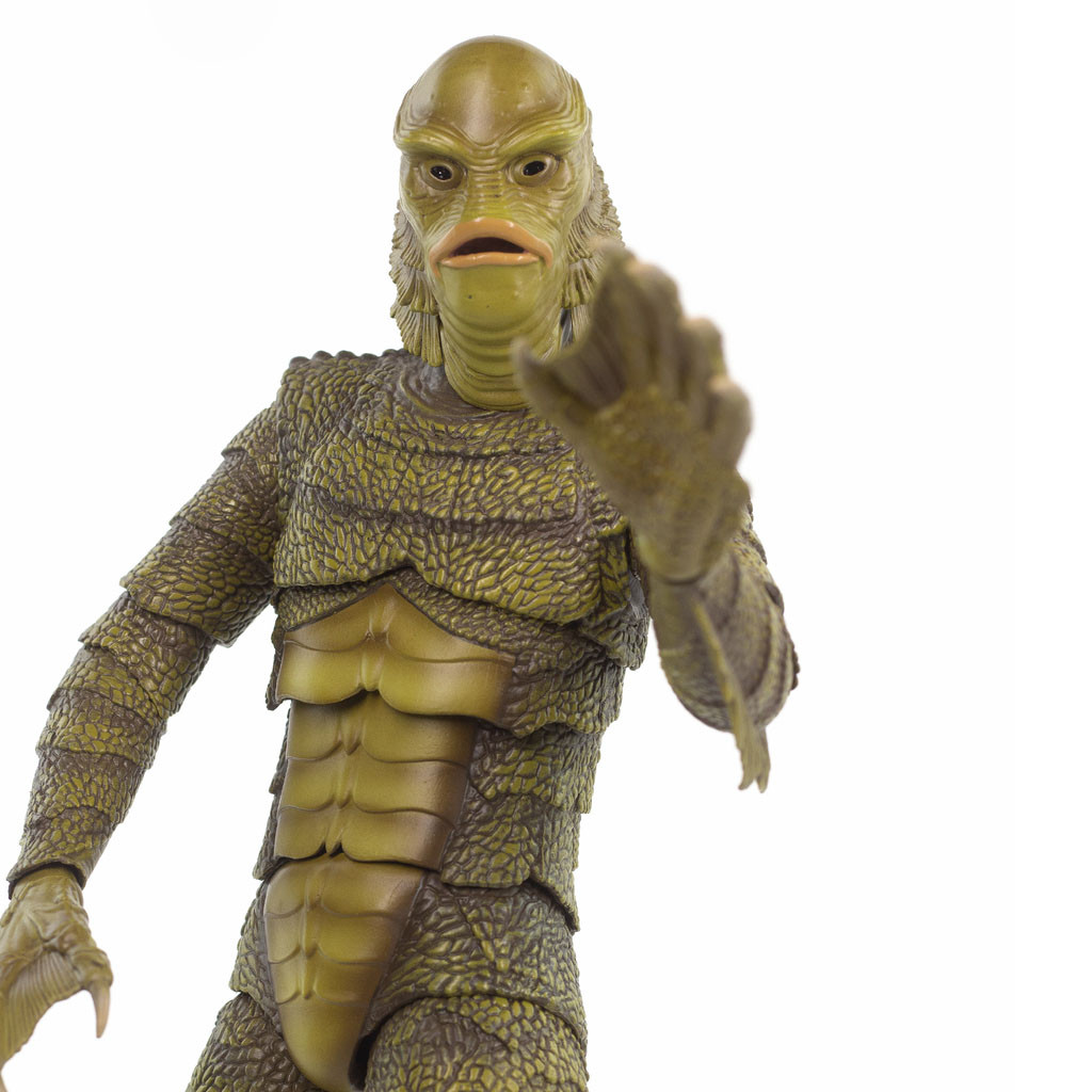 Universal Monsters Creature From The Black Lagoon 1 6 Scale Action Figure Mdmt238a