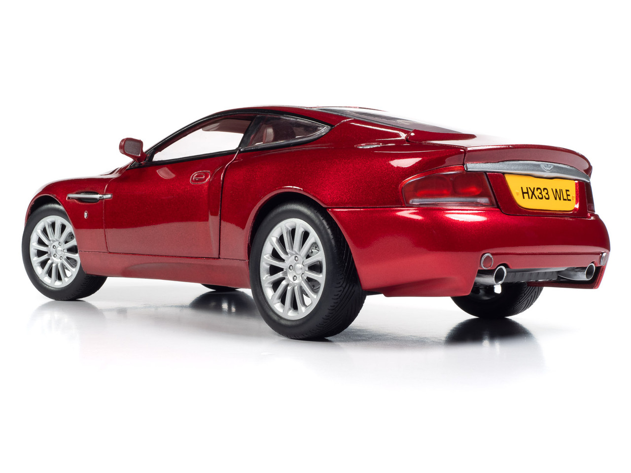 Aston Martin 1/18 Scale Vanquish