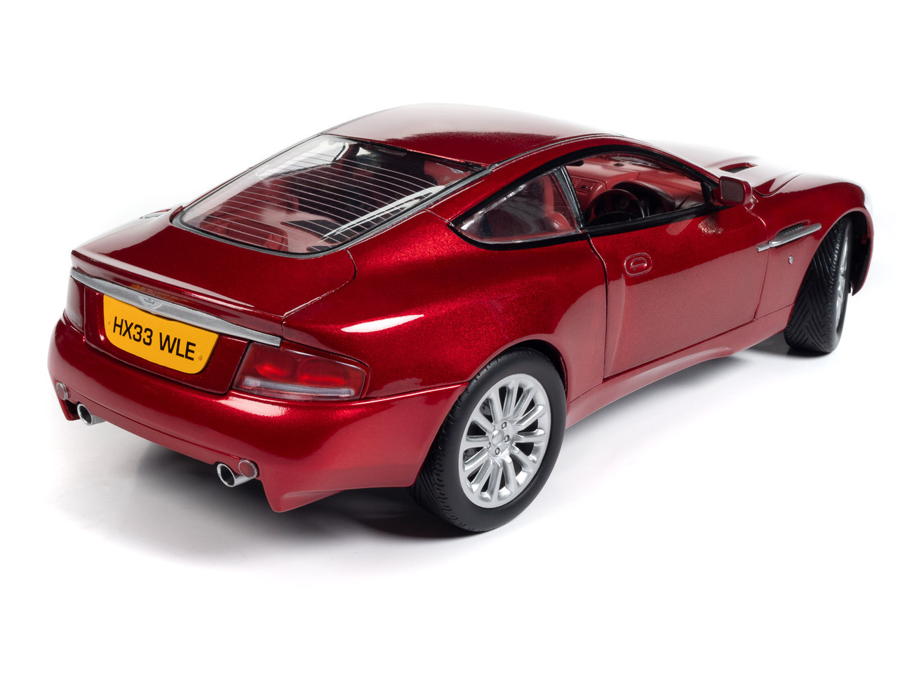 AUTOart Aston Martin Vanquish 赤 1/18 Aston Martin Vanquish 2015 (Volcano Red) | AUTOart