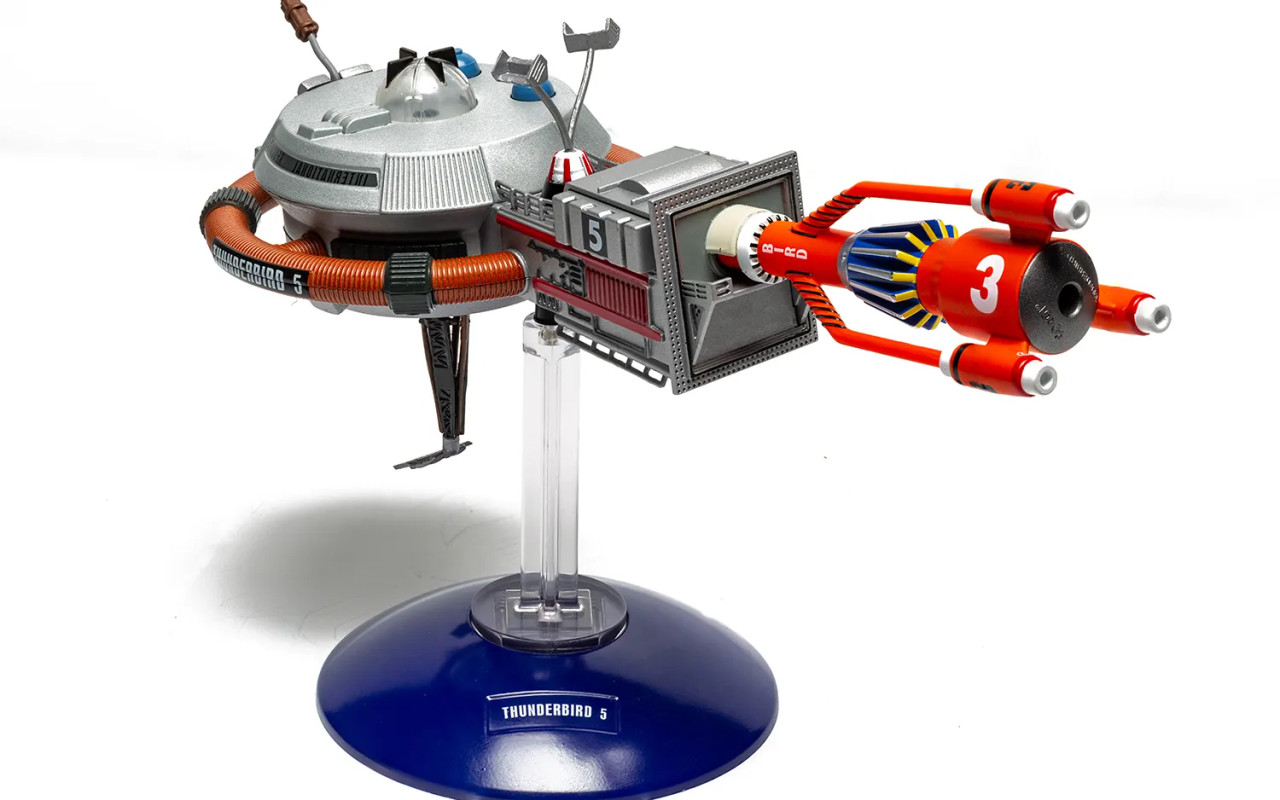 Thunderbirds F.A.B. Collection - Thunderbird 5 - DieCast TB5 by