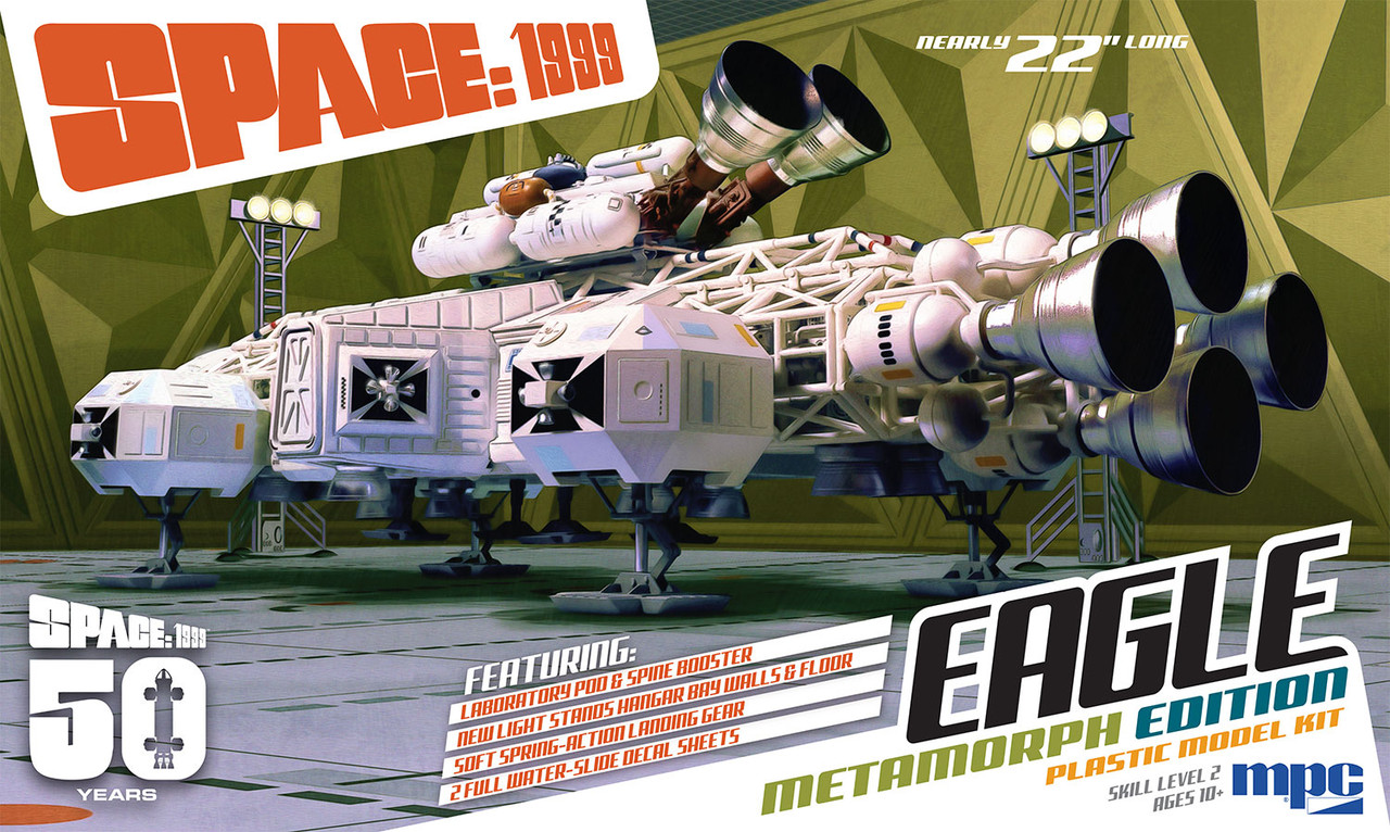 Space 1999 Metamorph Lab Pod Eagle with Boosters and base - 1:48