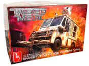 Twisted Metal Sweet Tooth Van AMT 1/25 Scale Model Kit