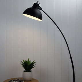 Ilustri Floor Lamp E27 42W 1520mm Matte Black