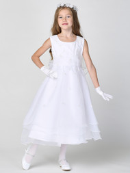 Embroidered Organza Dress with Flower and Pearl Accents
Three layer Organza Skirt
Tea-length
Made in U.S.A.
Accessories are sold separately
3 dress Limit Per Order!!