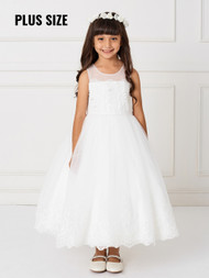 This communion dress has an illusion neckline bodice with lace applique. The tulle skirt has a lace hem. The dress has a rear center zipper and sash tie back. Half Sizes
Three Dress Limit per order!