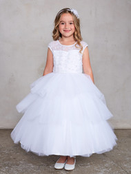 This First Holy Communion dress has an illusion neckline for additional style.
Dress has a Lace Bodice with a Layered Tulle Skirt.
The dress has a rear center zipper closure in the back
Sash Tie Back
3 Dress Limit per Order!