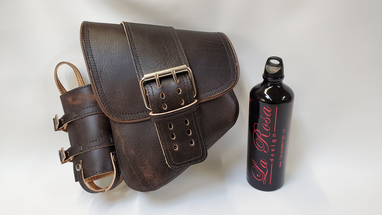 Swingarm bag with online fuel bottle