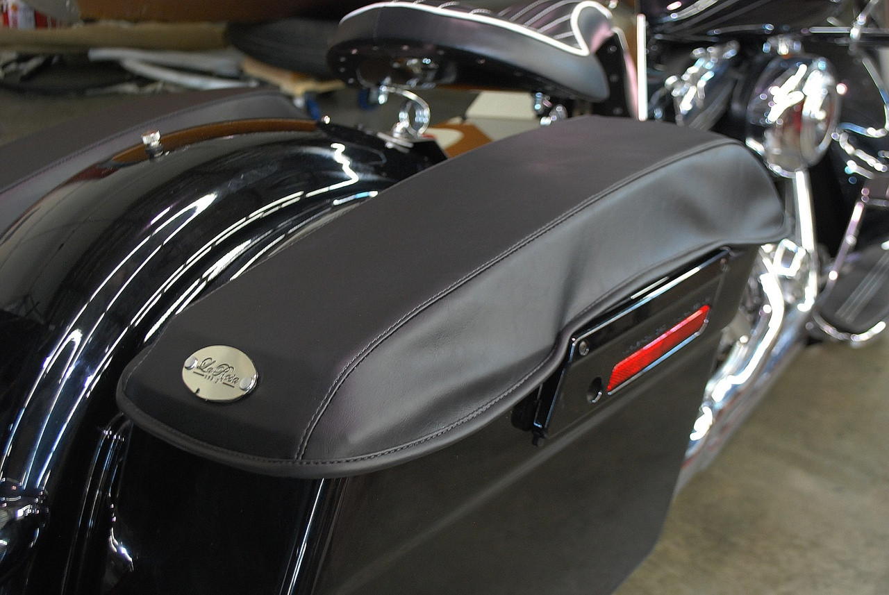 Black Motorcycles Saddlebag Throw Over Saddle Bag for Touring Cruiser Models Sportster Softail Street Glide Road King Road Glide Vstar Universal Synthetic leather 