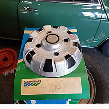 Classic Mini Clubman Estate Etc 10 Wheel Trimshub Cap New