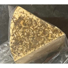 Beehive Rosemary Maple Cheddar 
