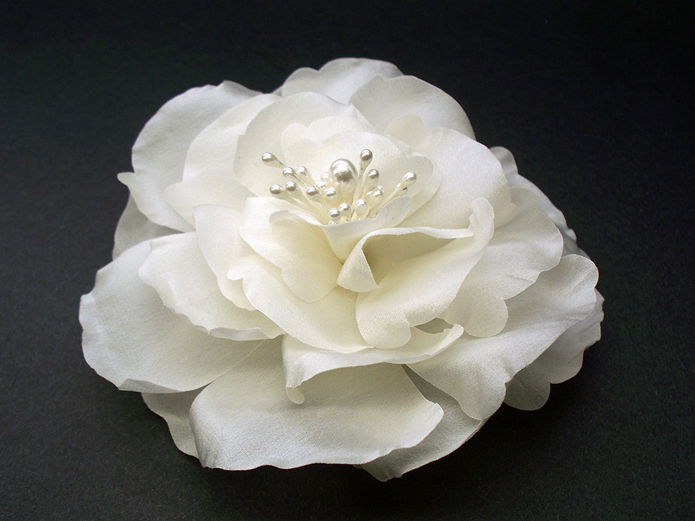 ivory silk flower hair clip