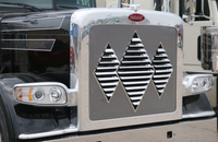 PETERBILT 388/389 GRILL INSERT TRIPPLE DIAMOND LOUVERED WITH SMALL 1/4 ROUND PUNCH AND BARS
