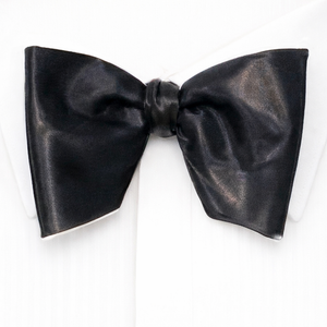FORMAL BOW TIE BOXED BOTTOM